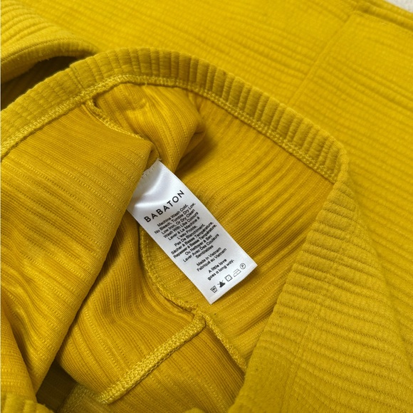 Aritzia Babaton Yellow Batwing Sleeves Cropped Sweater Small - Picture 5 of 7